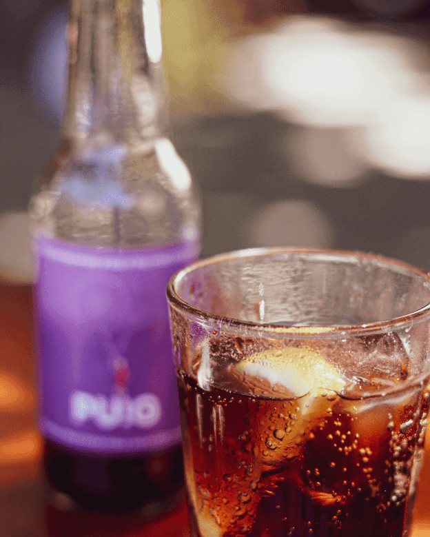 Vaso con refresco de cola