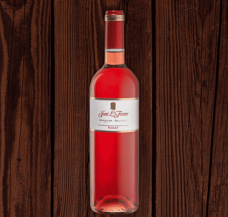 Botella de vino rosado