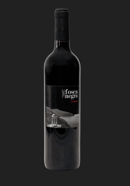 Bottle of red wine crianza fosca negra