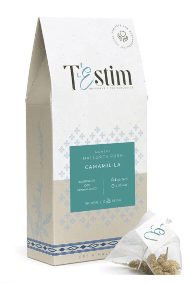Imagen paquete de manzanilla con bolsita de té en formato pirámide