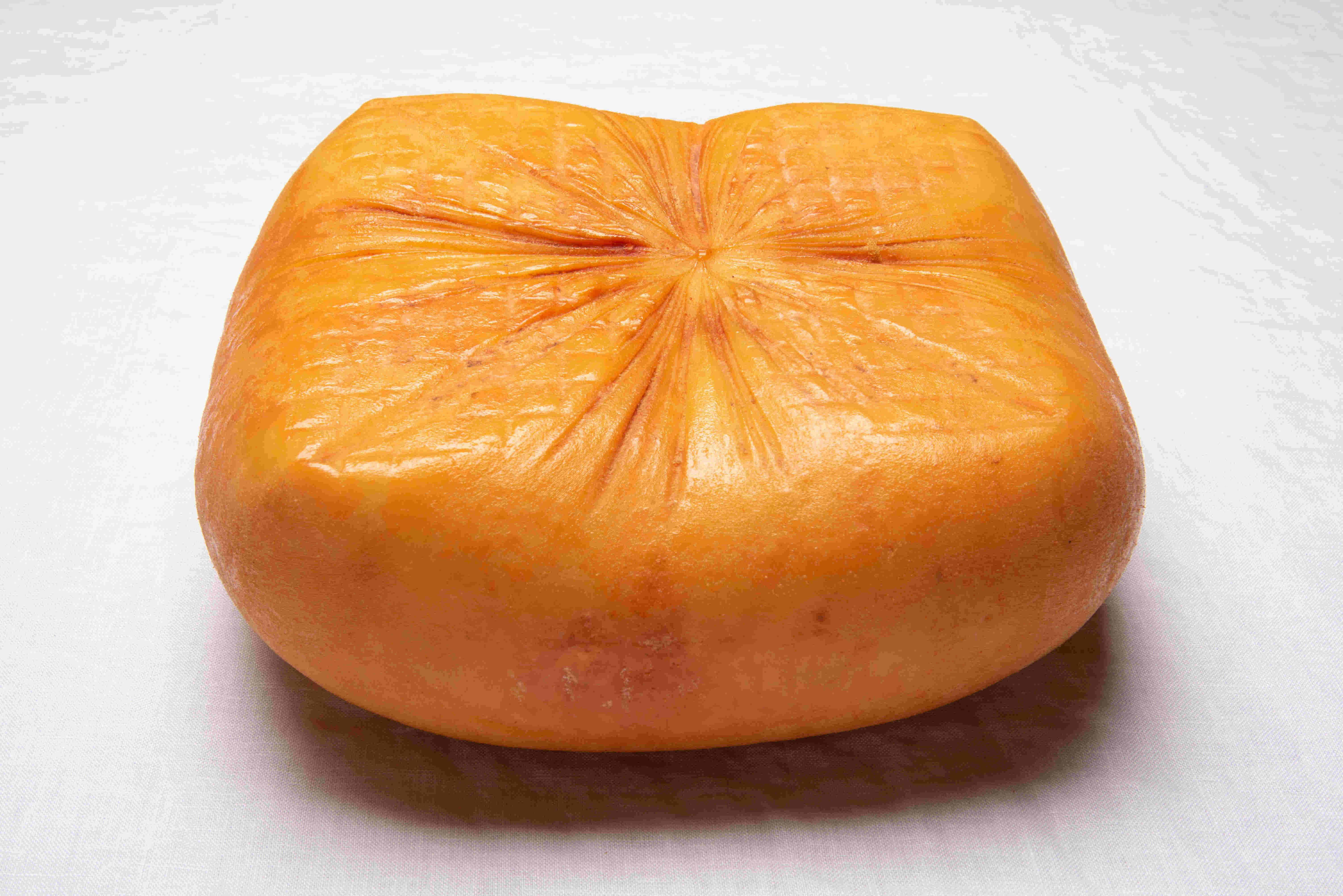 Imagen de un queso semicurado artesano entero