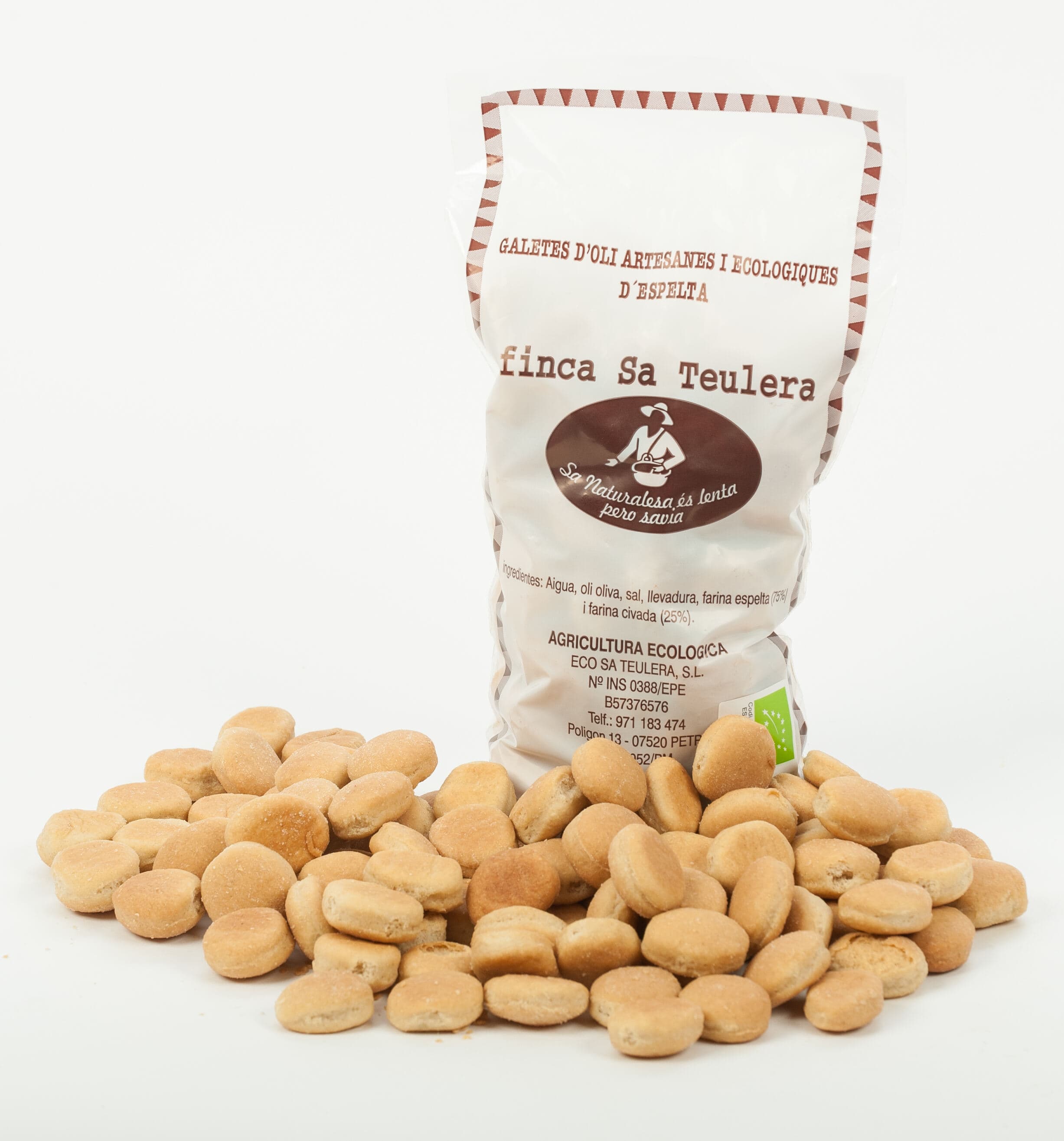 Artisanal olive oil biscuits with different flours and natural ingredients.