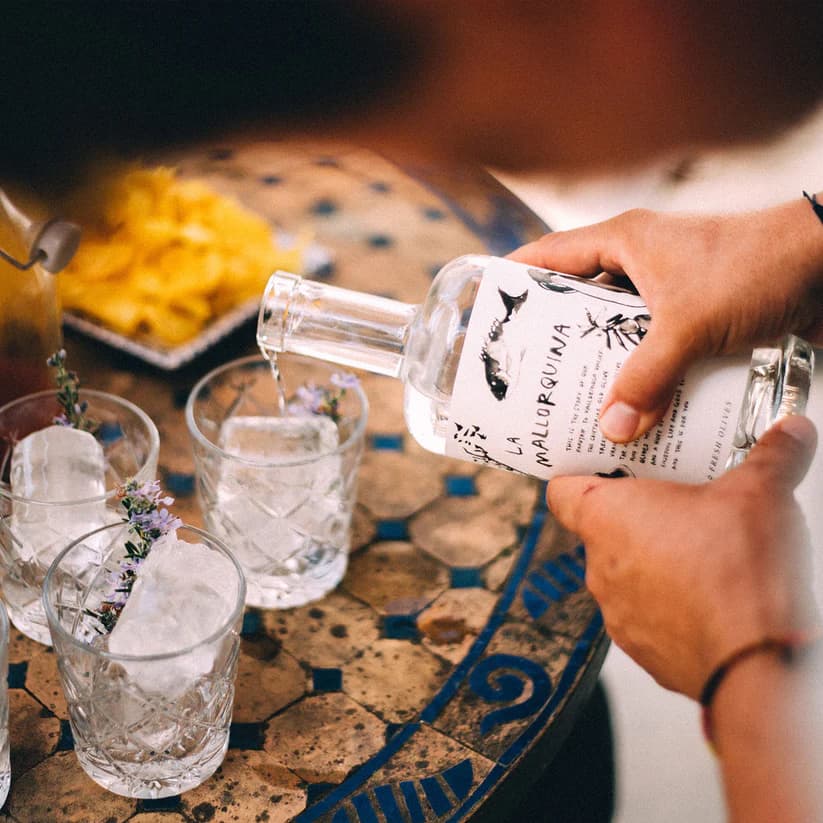 Imagen de Eva "La Mallorquina" Olive Dry Gin 0,7 L 45%vol.