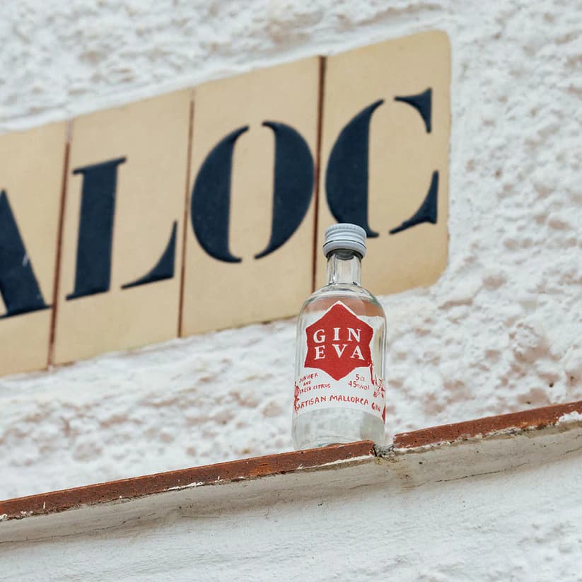 image of Gin Eva "Miniature" Mallorca Dry Gin on façade