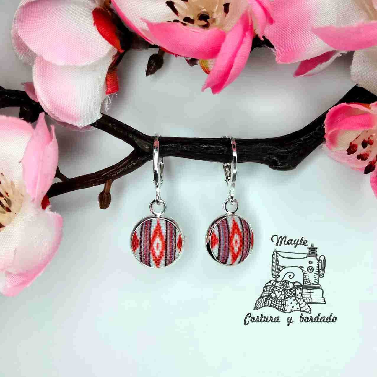 pendientes rojos