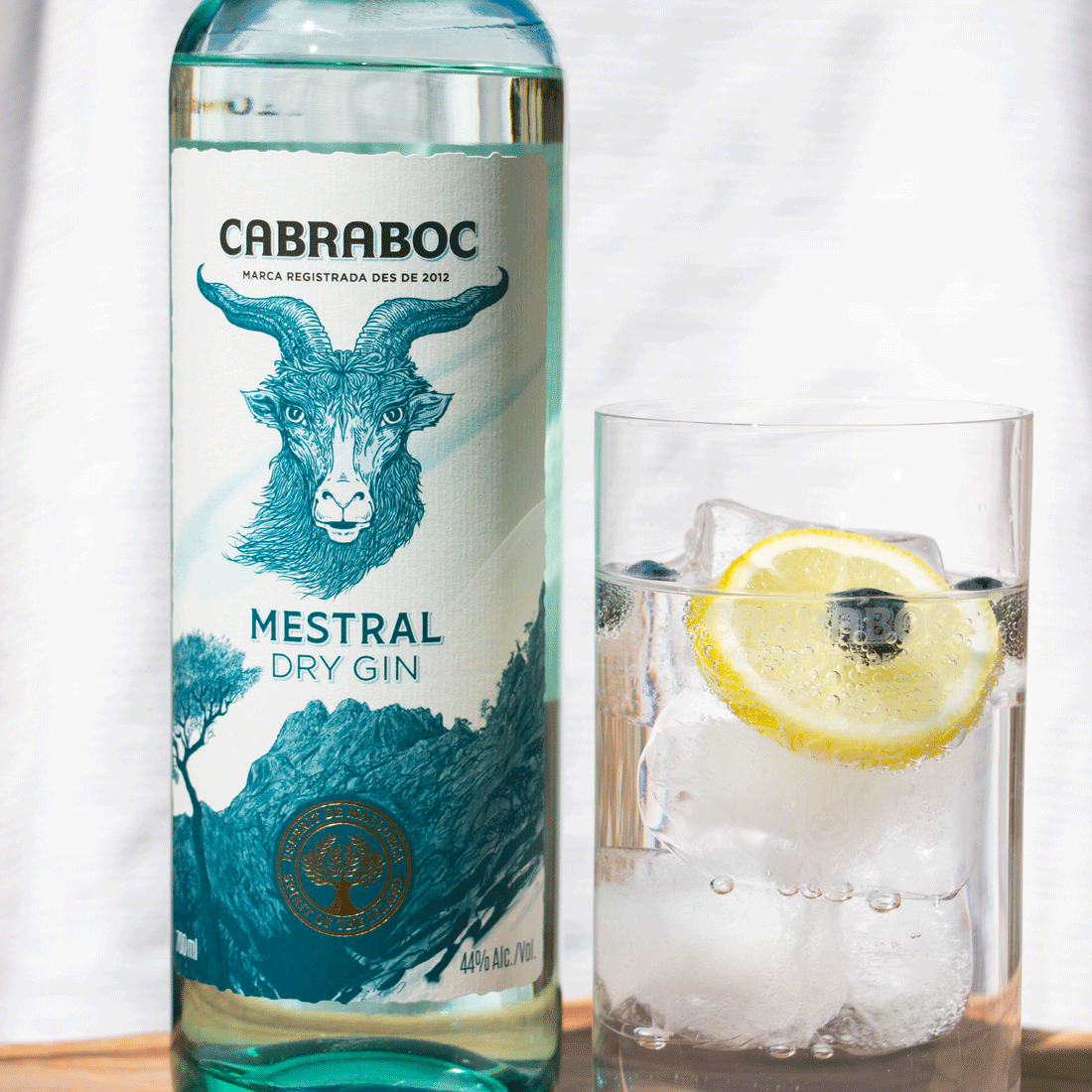 Try the gin and tonic Cabraboc Mestral