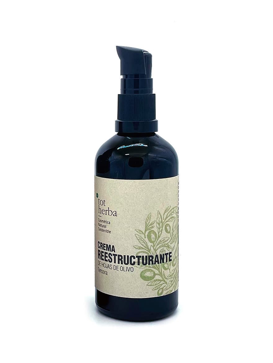 Crema ligera de día, de textura suave y penetrante, hidrata, normaliza, devuelve la frescura. Prepara el cutis para un buen maquillaje. Con su uso diario la piel presenta un aspecto sedoso, suave y juvenil. Protege la piel frente a agentes externos.